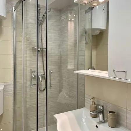 Suncani Stan U Gradu דירה *