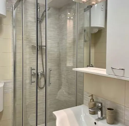 Suncani Stan U Gradu Lejlighed *